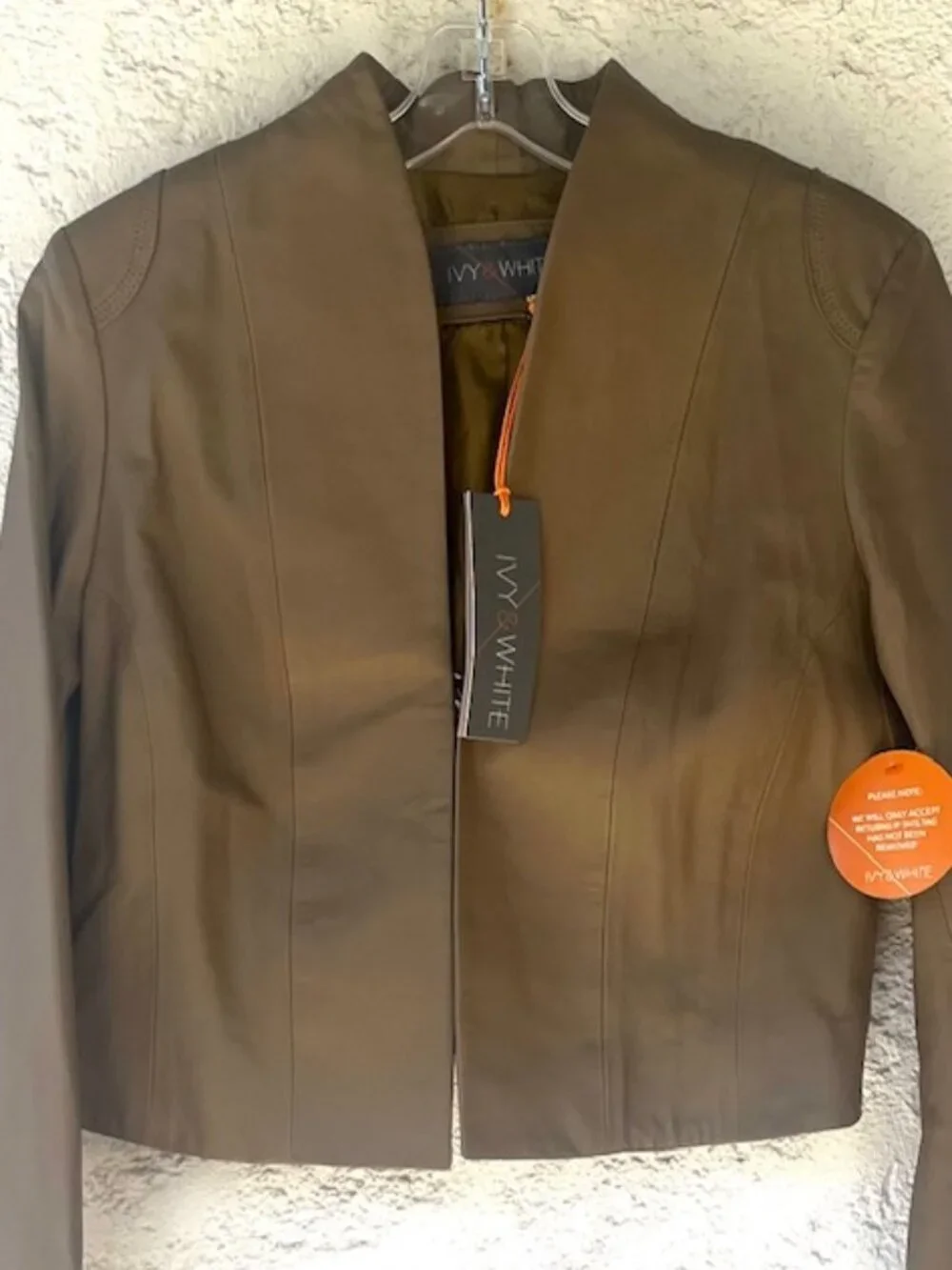 Taupe Lambskin Cropped Jacket – new with tags - Picture 5 of 9